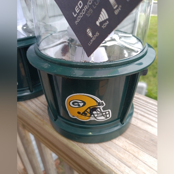 🆕NFL | 2 Green Bay Packers LED Lanterns Indoor Outdoor Use - 125 Lumens - Picture 5 of 10